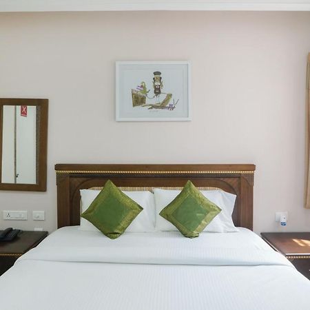 Treebo Trend Madras Inn ภายนอก รูปภาพ